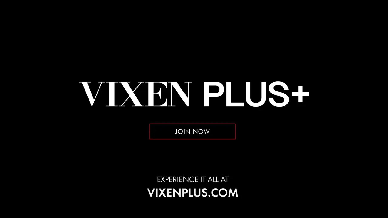 Watch VIXENPLUS Blonde babe licks her partners pussy - Lesbian Porn Videos  | ePornLes.com